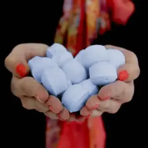 1.3Kg Box of Chill Pills (Mini Bath Bombs) – Bergamot & Lavender | www.artisangoods.co.uk 3