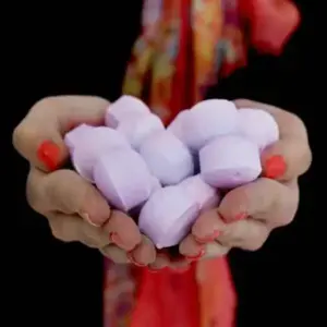 1.3Kg Box of Chill Pills (Mini Bath Bombs) – Black Cherry | www.artisangoods.co.uk 3