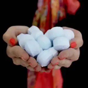 1.3Kg Box of  Chill Pills (Mini Bath Bombs) – Lavender | www.artisangoods.co.uk 3