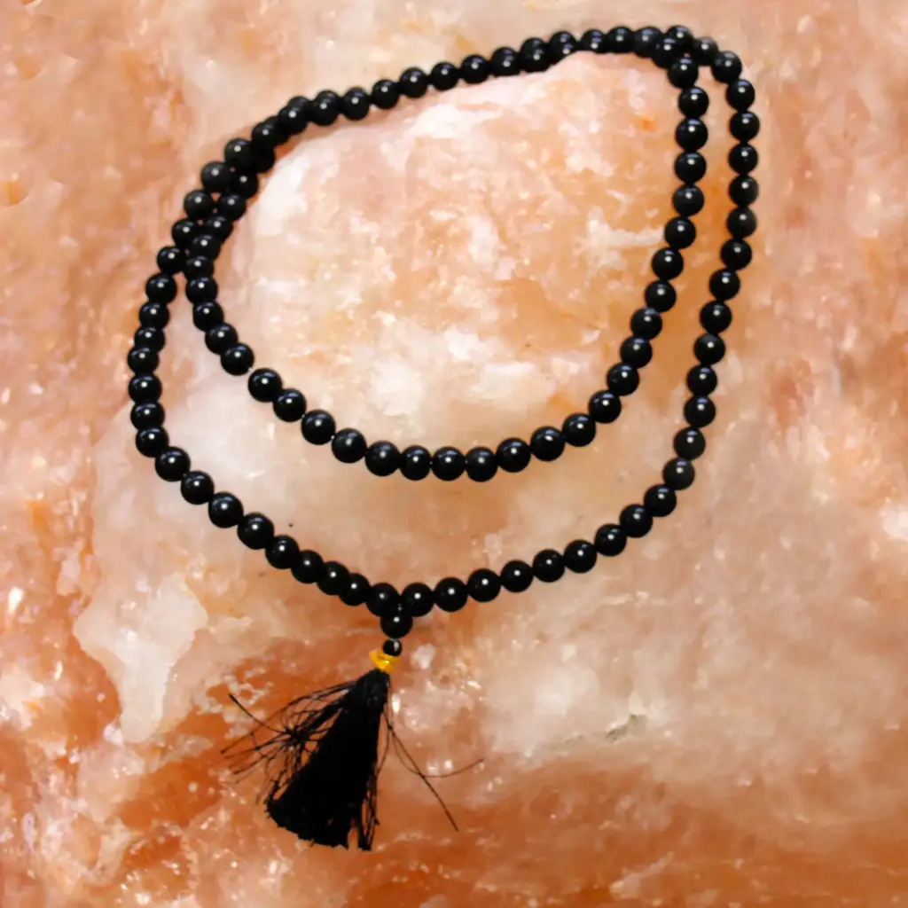108 Bead Mala – Black Agate | www.artisangoods.co.uk 3 108 Bead Mala – Black Agate | www.artisangoods.co.uk 3