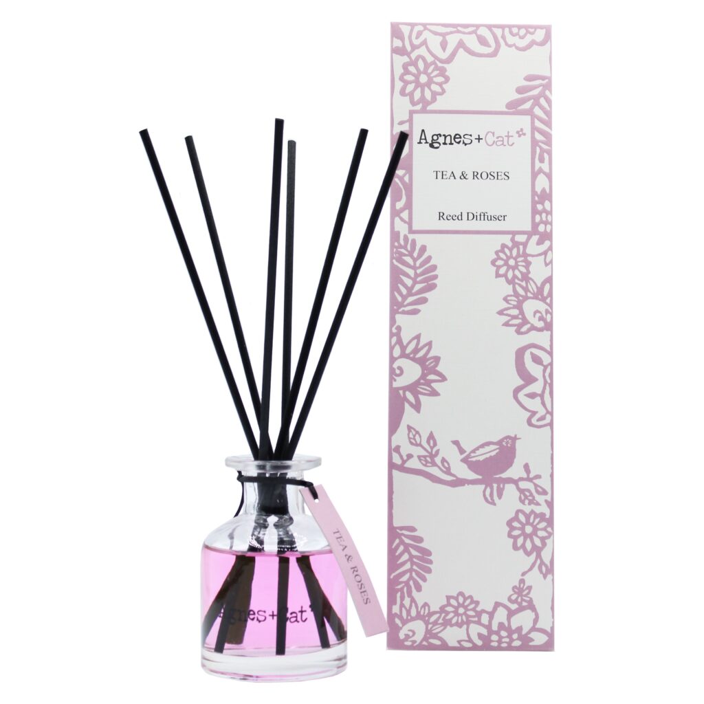 140ml Reed Diffuser – Tea & Roses | www.artisangoods.co.uk 2