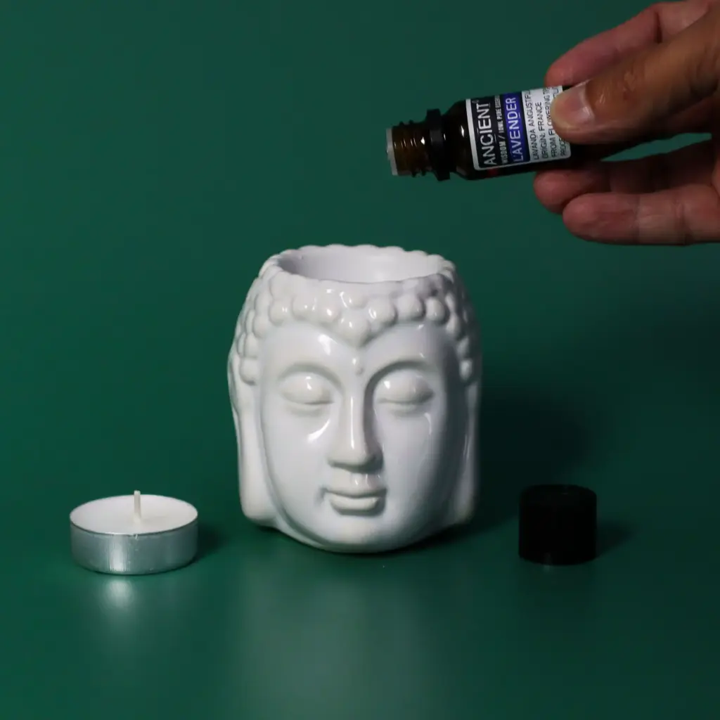 10 ml Lavender Essential Oil | www.artisangoods.co.uk 3