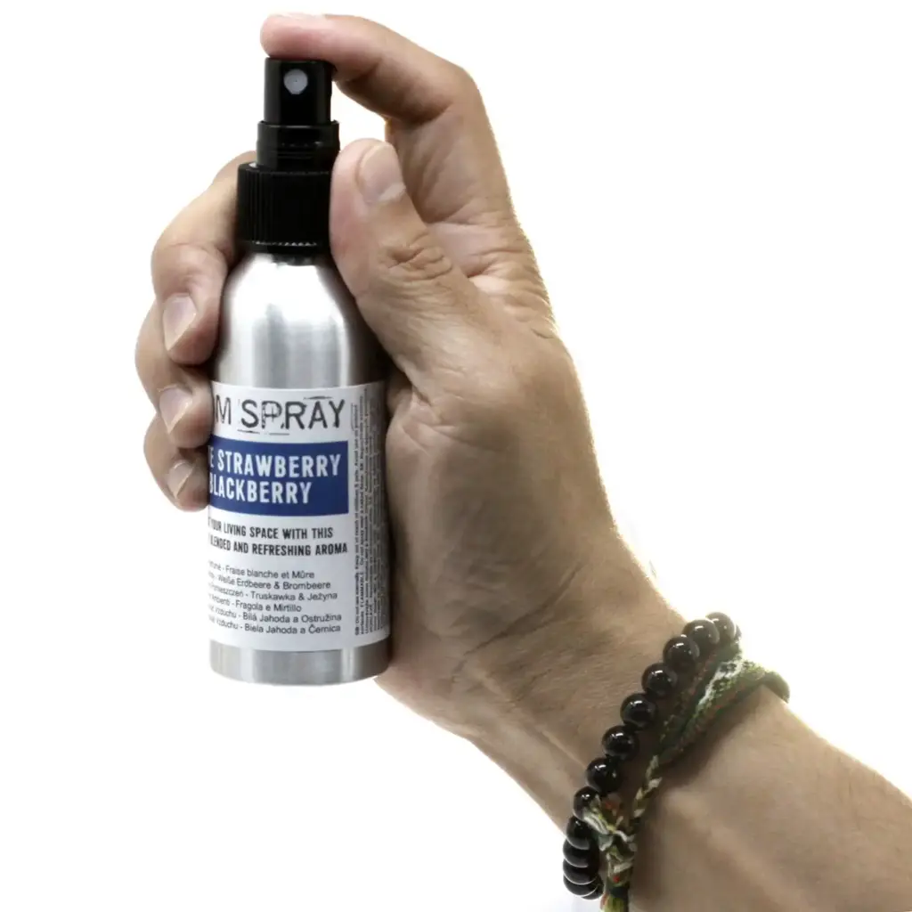 100ml Room Spray – Lavender Fields | www.artisangoods.co.uk 3 100ml Room Spray – Lavender Fields | www.artisangoods.co.uk 3