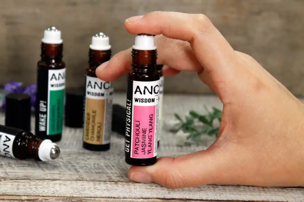 10ml Roll On Essential Oil Blend – Don’t Worry! | www.artisangoods.co.uk 5