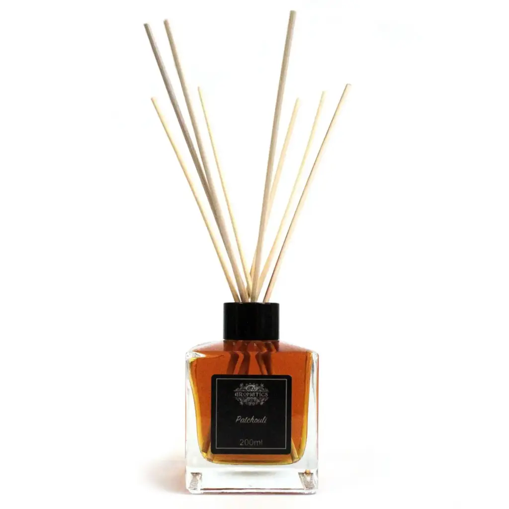 200ml Patchouli Essential Oil Reed Diffuser | www.artisangoods.co.uk 2