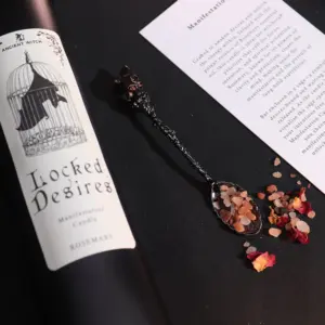 Ancient Witch Ritual Candles – Locked Desires | www.artisangoods.co.uk 3