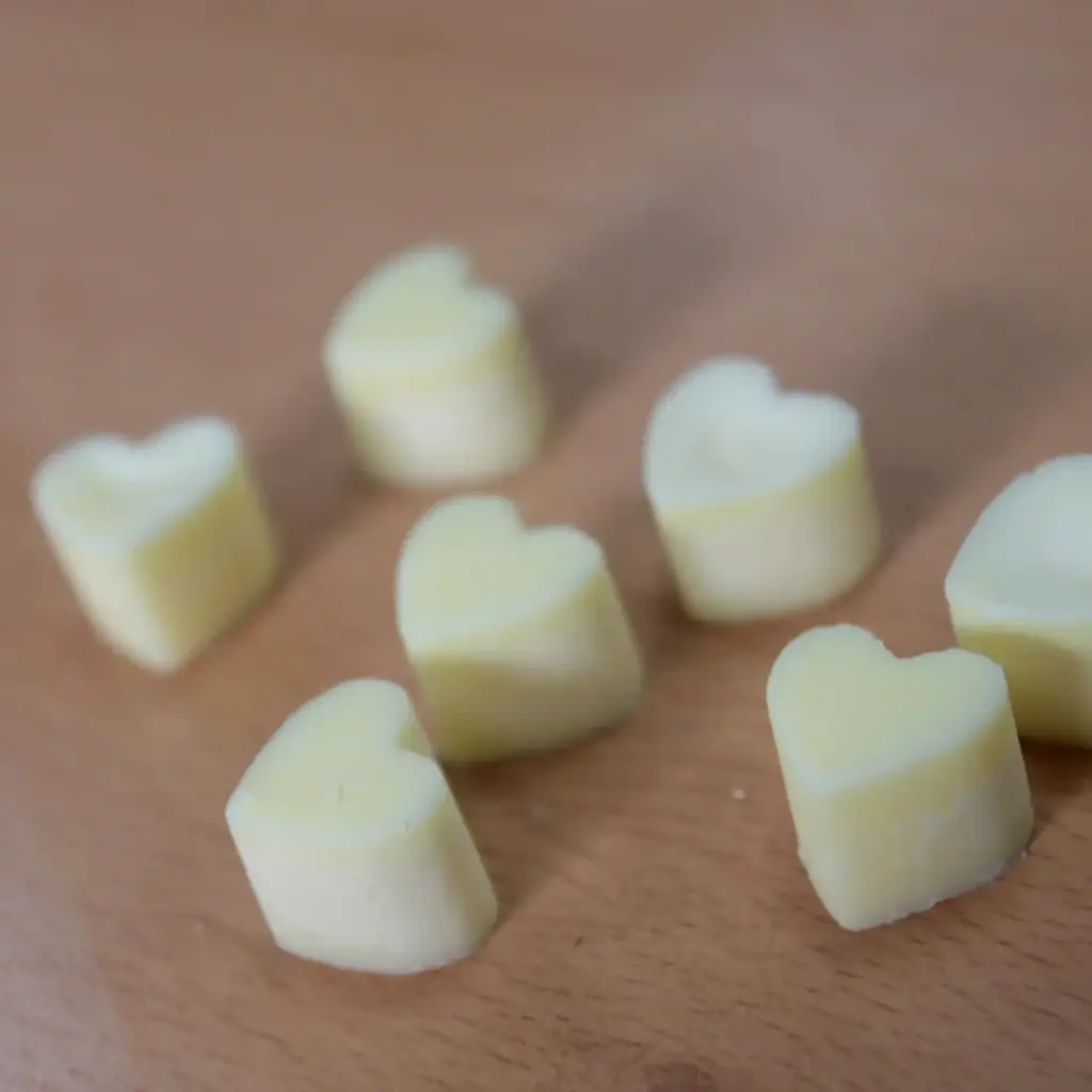 Aroma Wax Melts – Nutmeg & Lemon | www.artisangoods.co.uk 2
