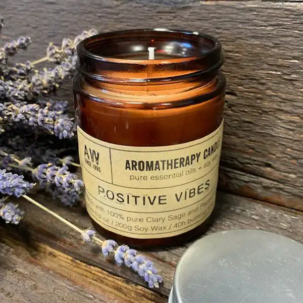 Aromatherapy Candle – Positive Vibes | www.artisangoods.co.uk 2 Aromatherapy Candle – Positive Vibes | www.artisangoods.co.uk 1