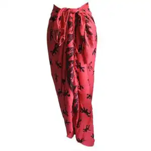 Bali Gecko Sarongs – Pink | www.artisangoods.co.uk 1