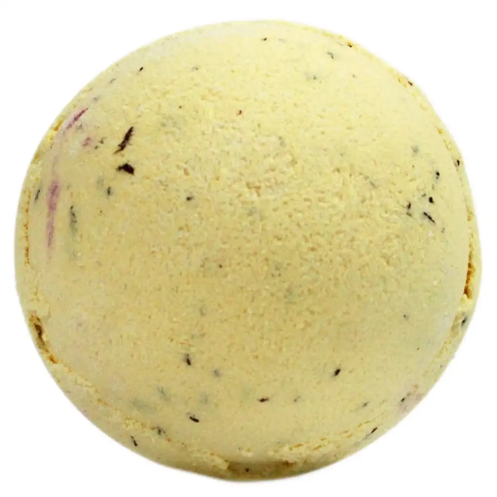 Banoffee Pie Bath Bomb – Banana Toffee | www.artisangoods.co.uk