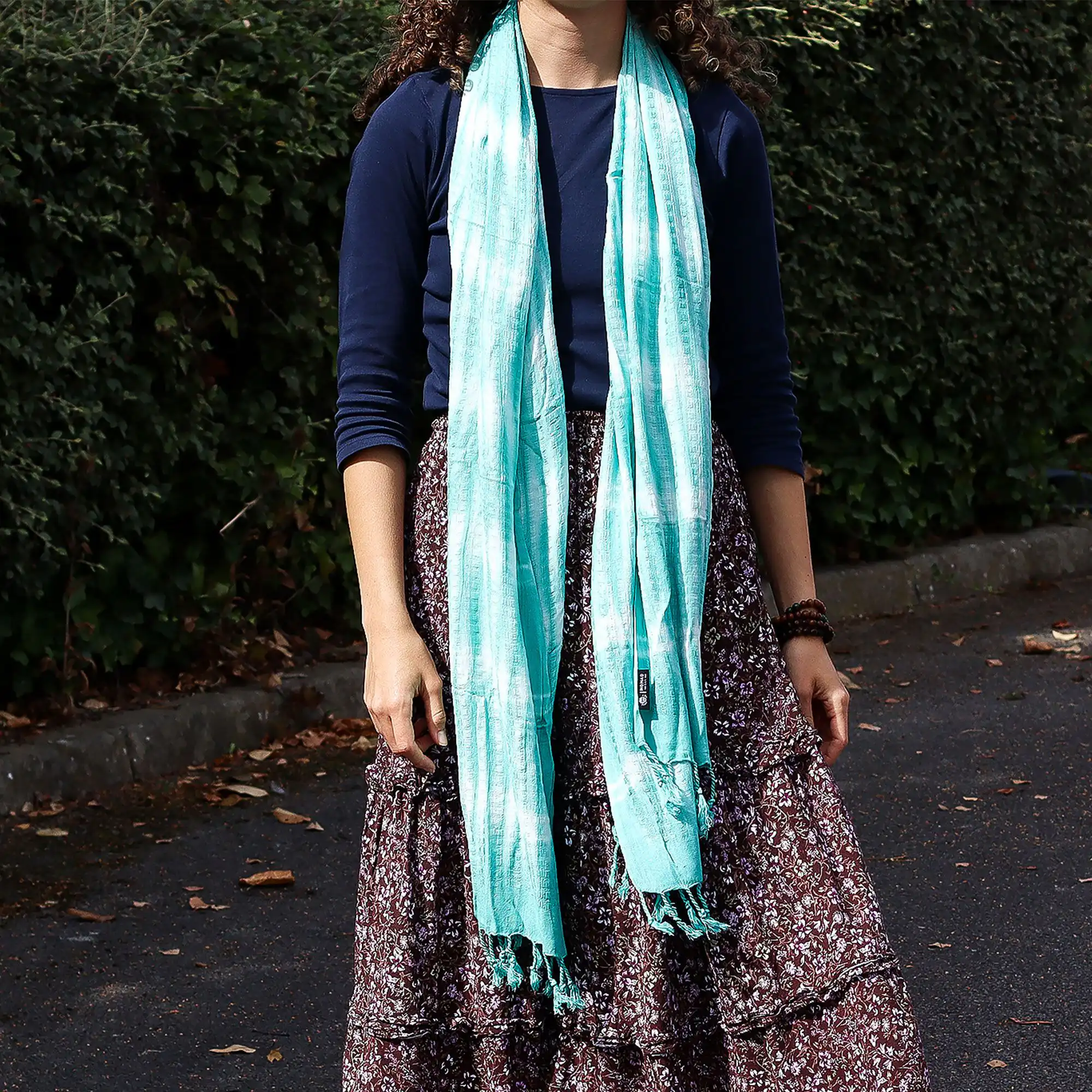 Boho Java Art Stole/Scarf – Teal Stripes & Motiff – 62x200cm | www.artisangoods.co.uk 5 Boho Java Art Stole/Scarf – Teal Stripes & Motiff – 62x200cm | www.artisangoods.co.uk 4