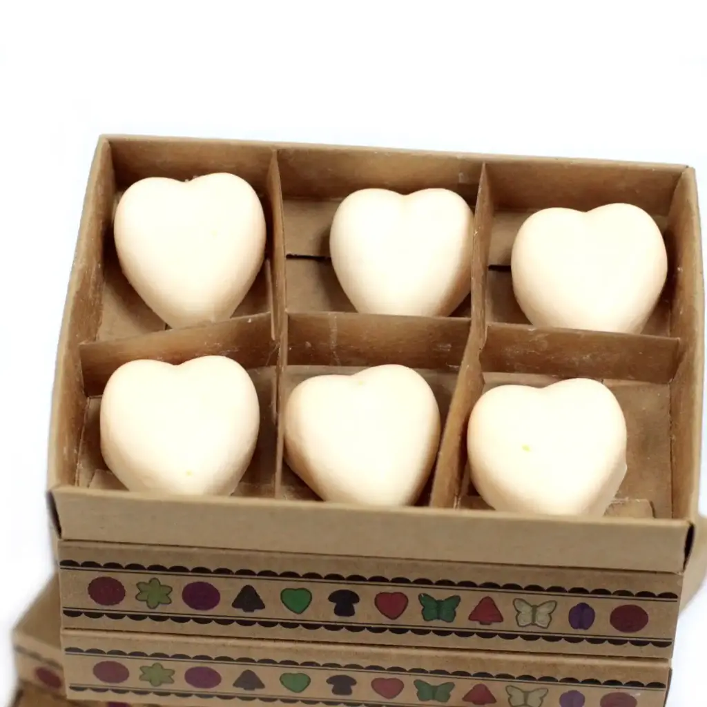 Box of 6 Wax Melts – Cinnamon & Orange | www.artisangoods.co.uk 4 Box of 6 Wax Melts – Cinnamon & Orange | www.artisangoods.co.uk 4