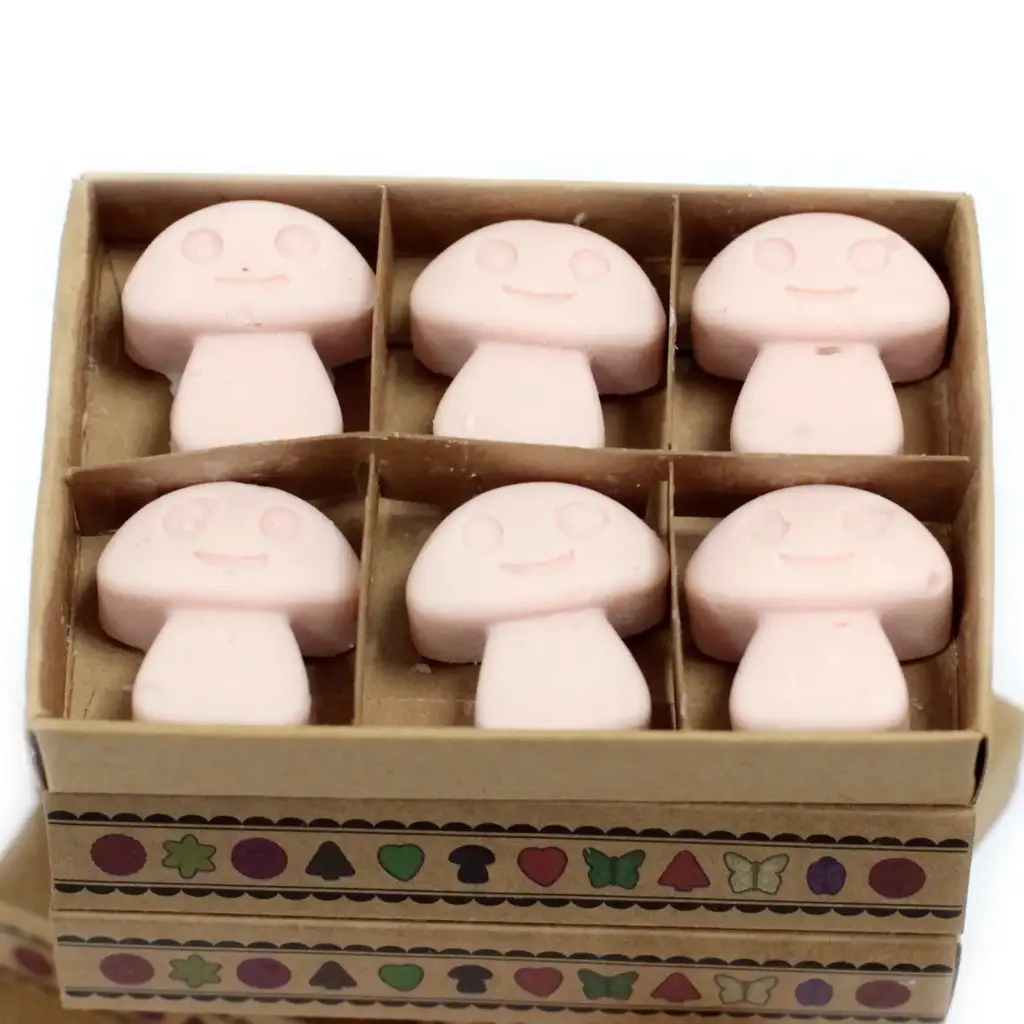 Box of 6 Wax Melts – Dark Sandalwood | www.artisangoods.co.uk 3 Box of 6 Wax Melts – Dark Sandalwood | www.artisangoods.co.uk 3