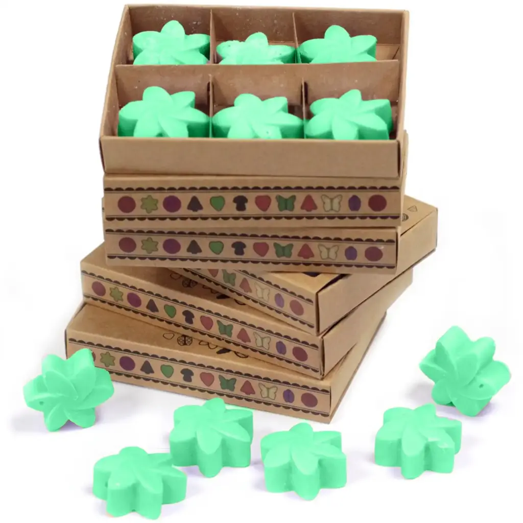 Box of 6  Wax Melts – Hidden Garden | www.artisangoods.co.uk 2