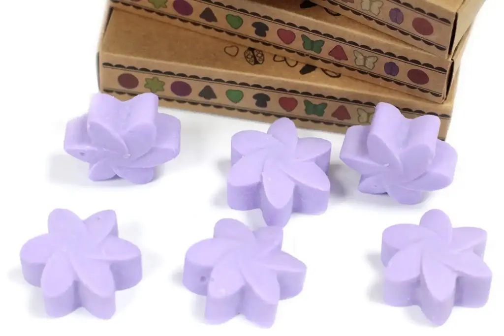 Box of 6  Wax Melts – Lavender Fields | www.artisangoods.co.uk 7