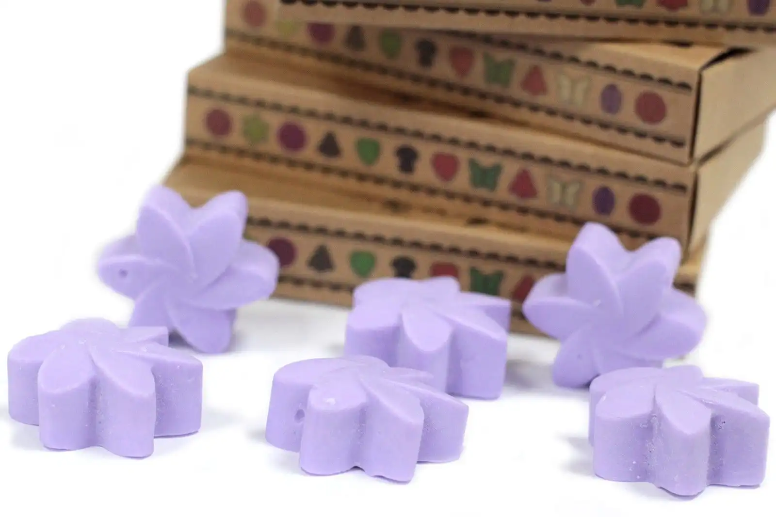 Box of 6 Wax Melts – Lavender Fields | www.artisangoods.co.uk 3 Box of 6 Wax Melts – Lavender Fields | www.artisangoods.co.uk 2