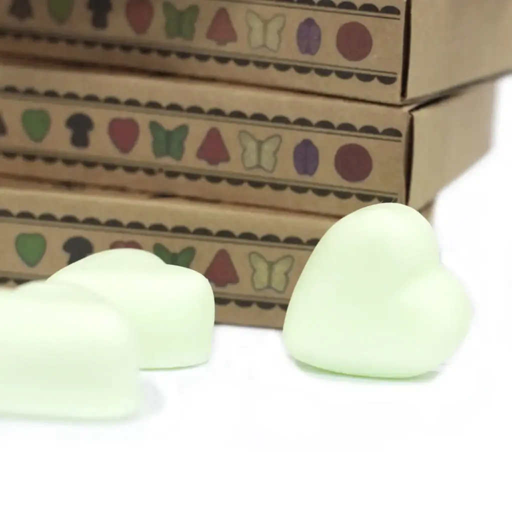 Box of 6 Wax Melts – Mint & Menthol | www.artisangoods.co.uk 5 Box of 6 Wax Melts – Mint & Menthol | www.artisangoods.co.uk 5