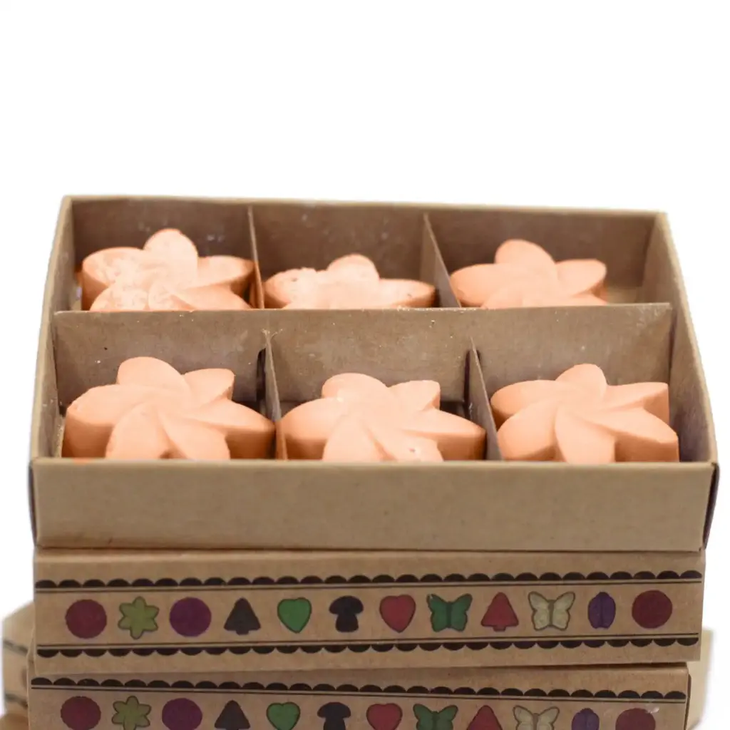 Box of 6 Wax Melts – Tuberose | www.artisangoods.co.uk 6