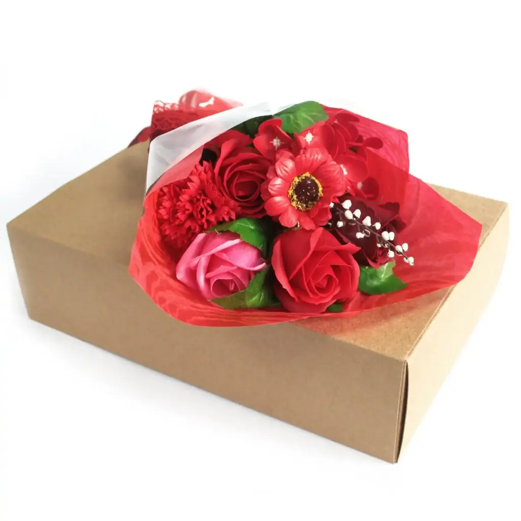 Boxed Hand Soap Flower Bouquet- Red | www.artisangoods.co.uk 2