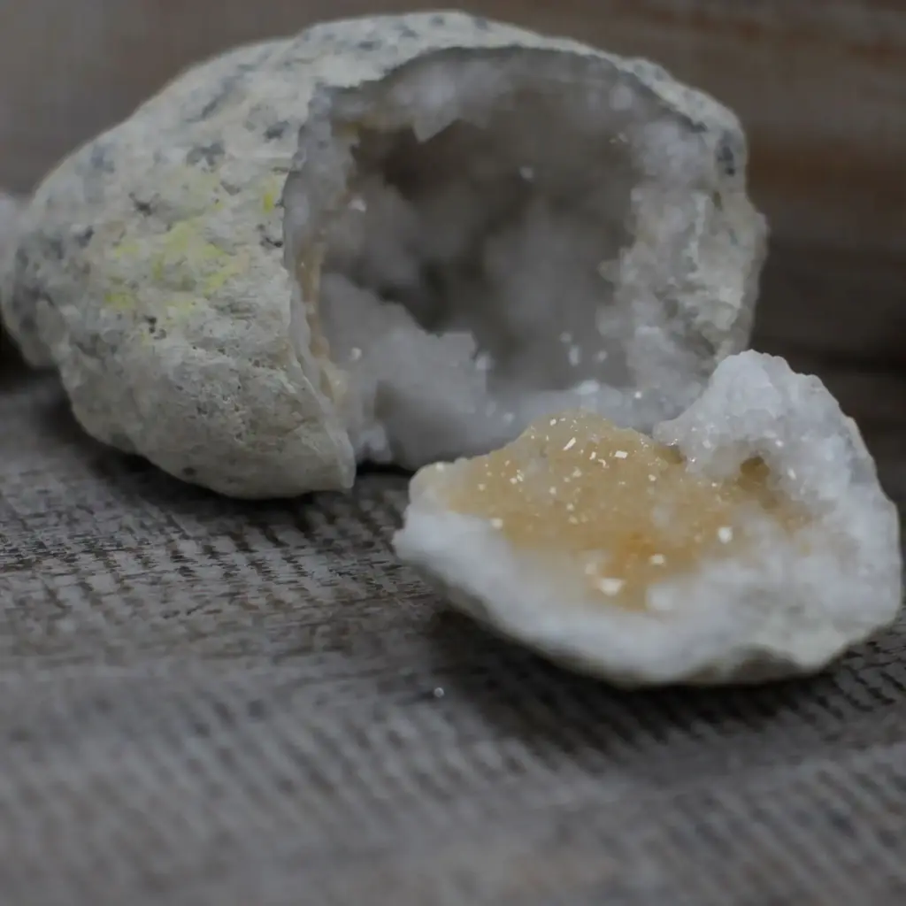 Calsite Geodes – 10-12 cm | www.artisangoods.co.uk 5