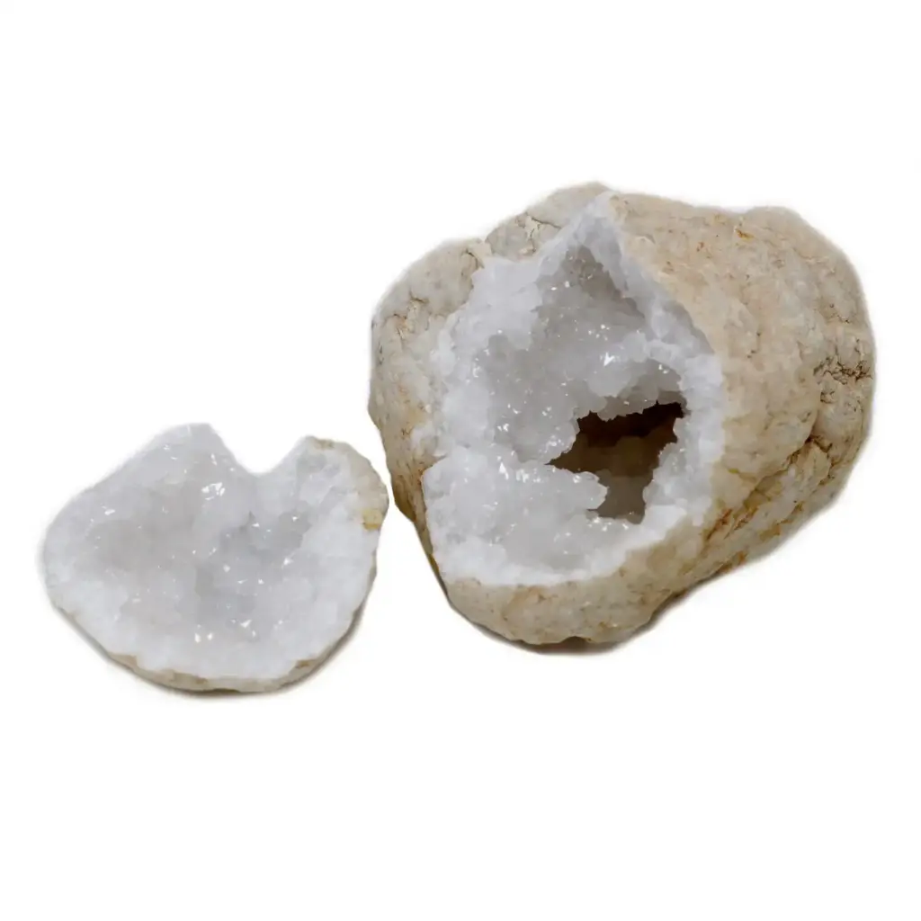 Calsite Geodes – 15-18 cm | www.artisangoods.co.uk 6