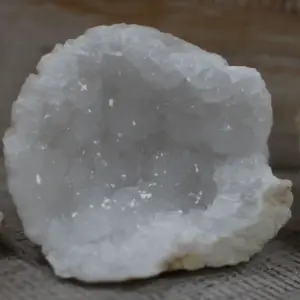 Calsite Geodes – 15-18 cm | www.artisangoods.co.uk 4