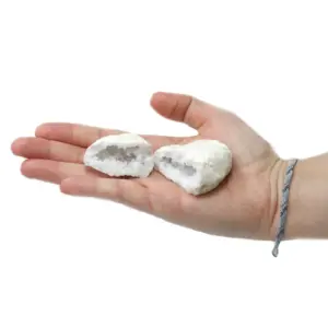 Calsite Geodes – 3-4 cm | www.artisangoods.co.uk 3