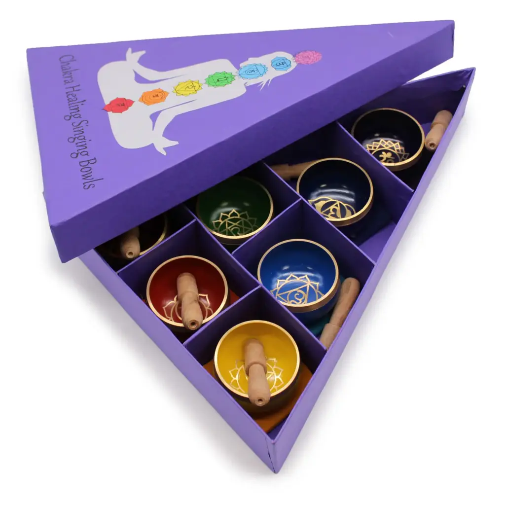 Chakra Pyramid Singing Bowl Gift Set | www.artisangoods.co.uk 4