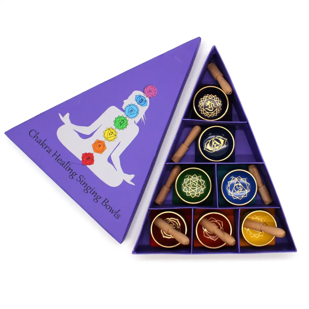 Chakra Pyramid Singing Bowl Gift Set | www.artisangoods.co.uk 2