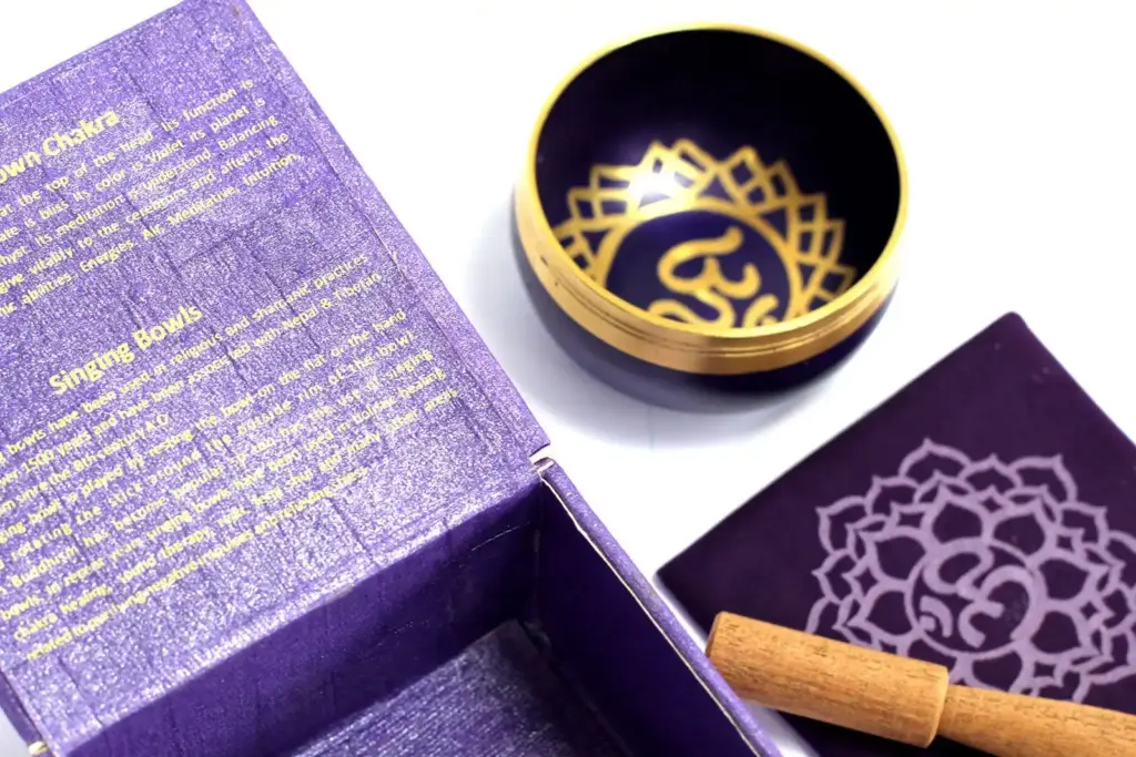 Chakra Singing Bowl – Crown | www.artisangoods.co.uk 3