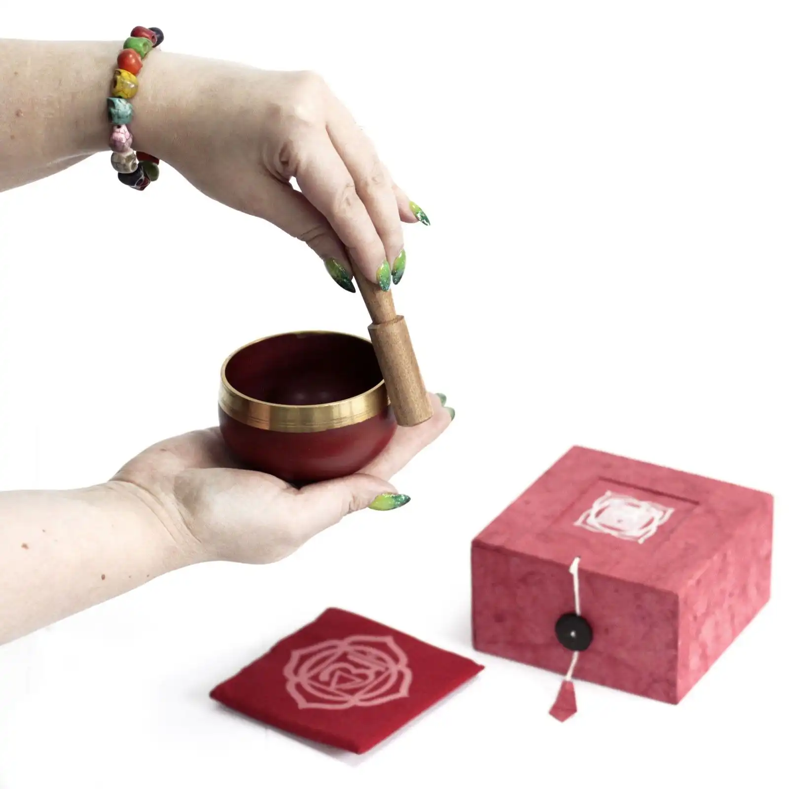 Chakra Singing Bowl – Heart | www.artisangoods.co.uk 3 Chakra Singing Bowl – Heart | www.artisangoods.co.uk 2