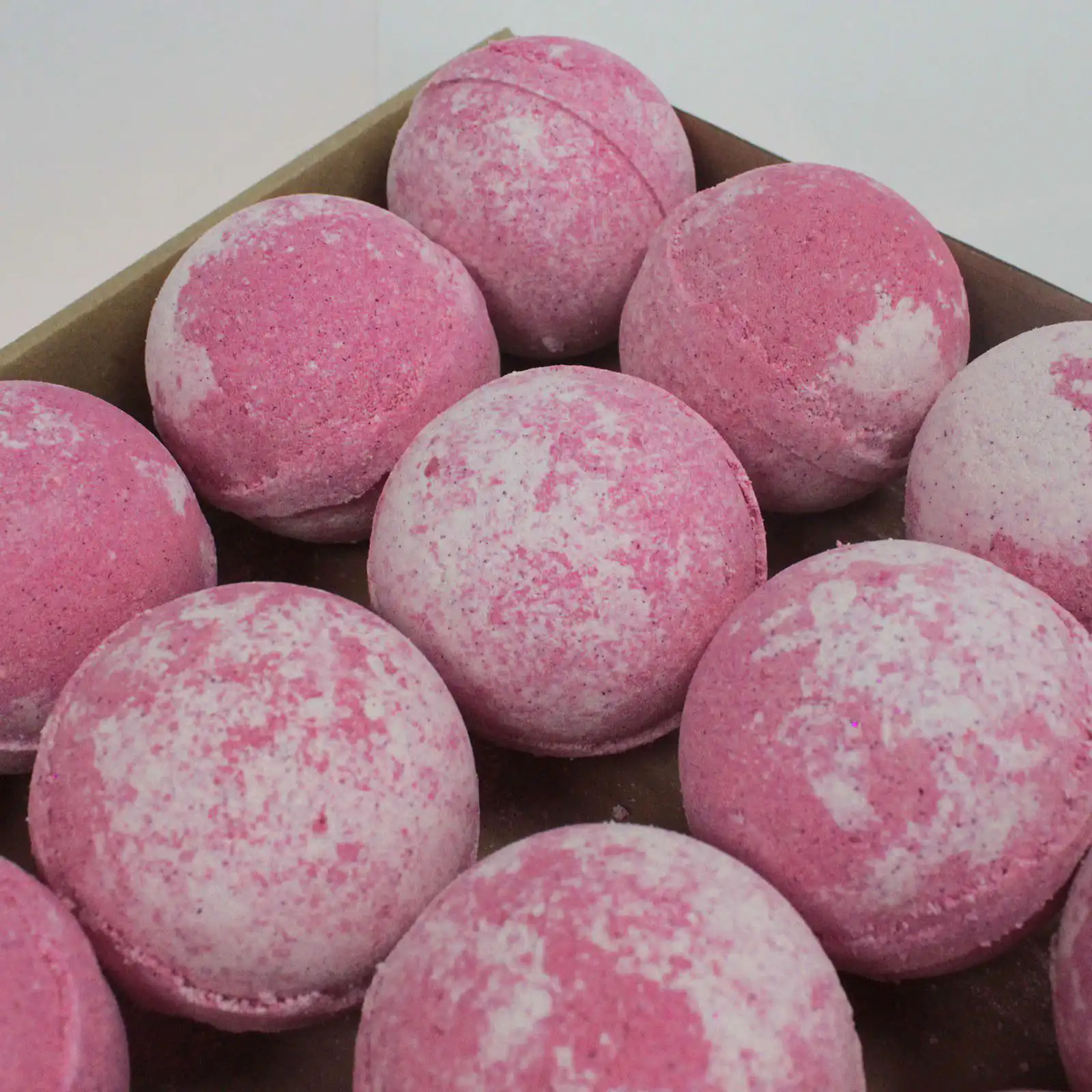 Cherry Jumbo Bath Bomb | www.artisangoods.co.uk 3 Cherry Jumbo Bath Bomb | www.artisangoods.co.uk 2