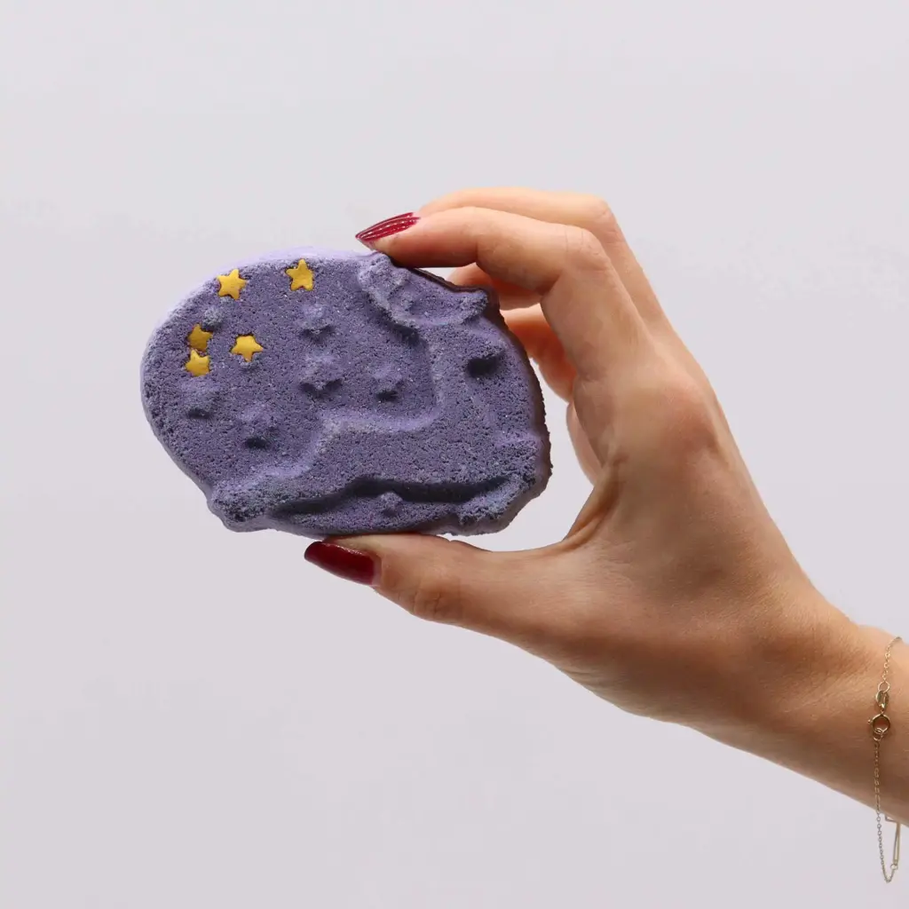 Christmas Fun Bath Bomb Gift Pack | www.artisangoods.co.uk 5