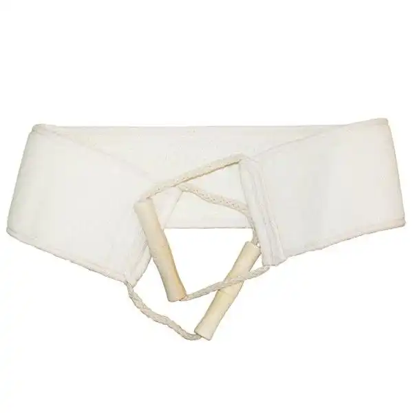 Classic Loofah Back Scrub | www.artisangoods.co.uk 2 Classic Loofah Back Scrub | www.artisangoods.co.uk