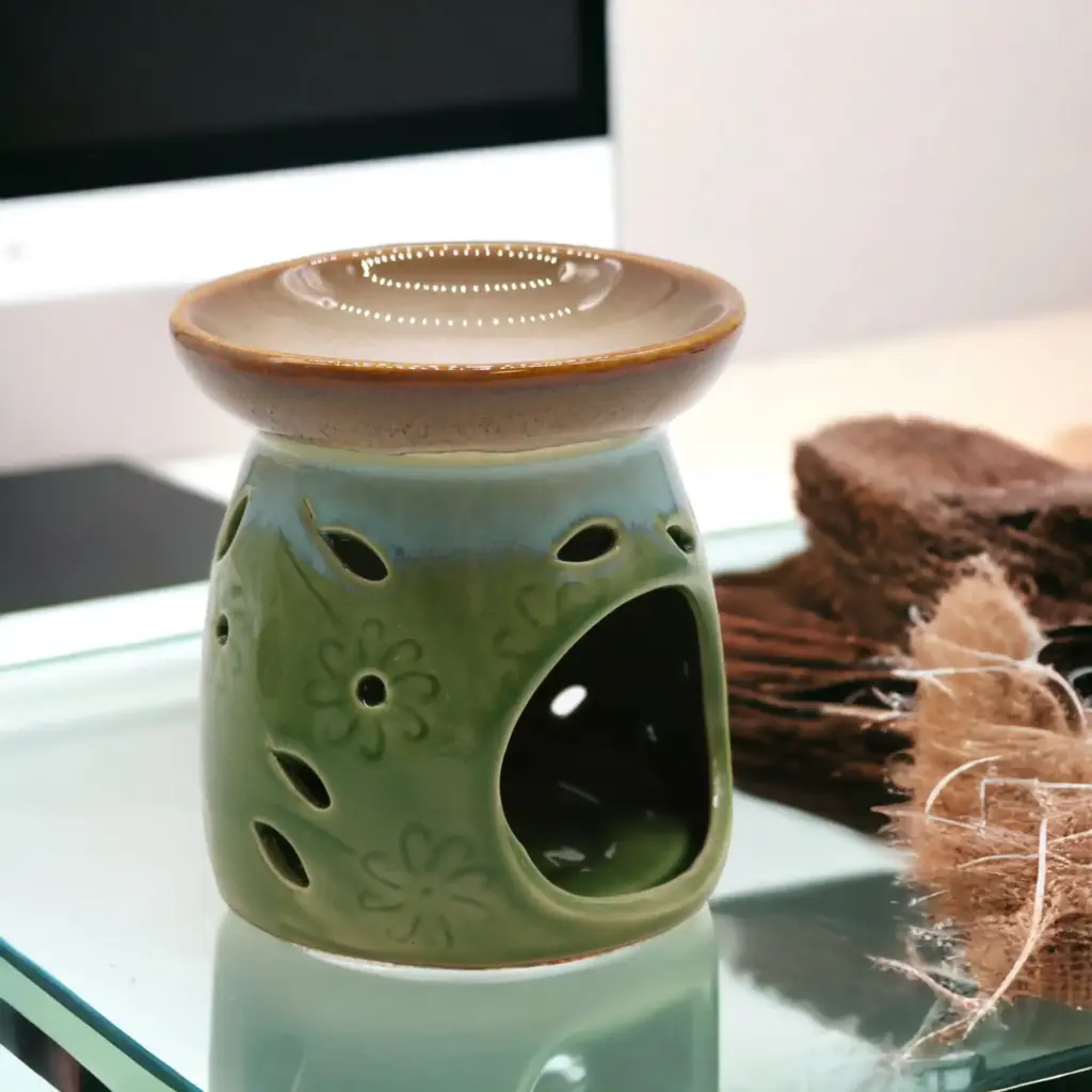 Classic Oil Burner – Assorted Colours | www.artisangoods.co.uk 2