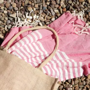 Cotton Pario Throw – 100×180 cm – Hot Pink | www.artisangoods.co.uk 5