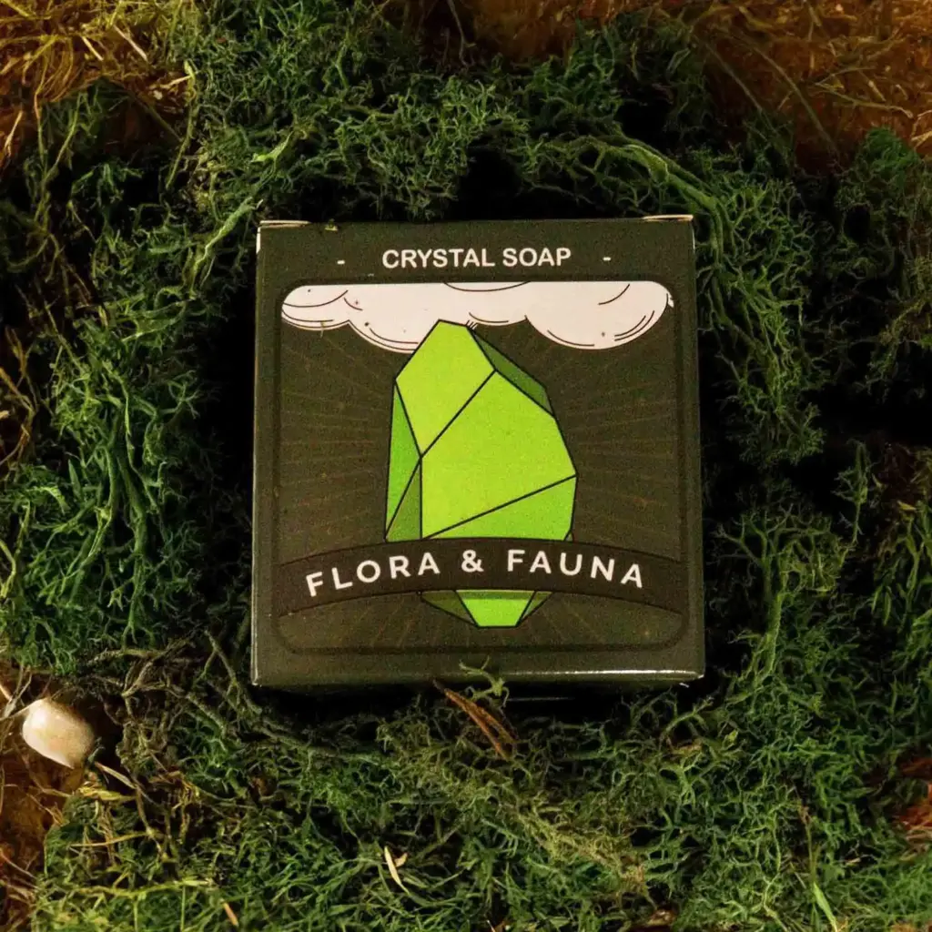 Crystal Elemental Soap – Earth | www.artisangoods.co.uk 2 Crystal Elemental Soap – Earth | www.artisangoods.co.uk 2