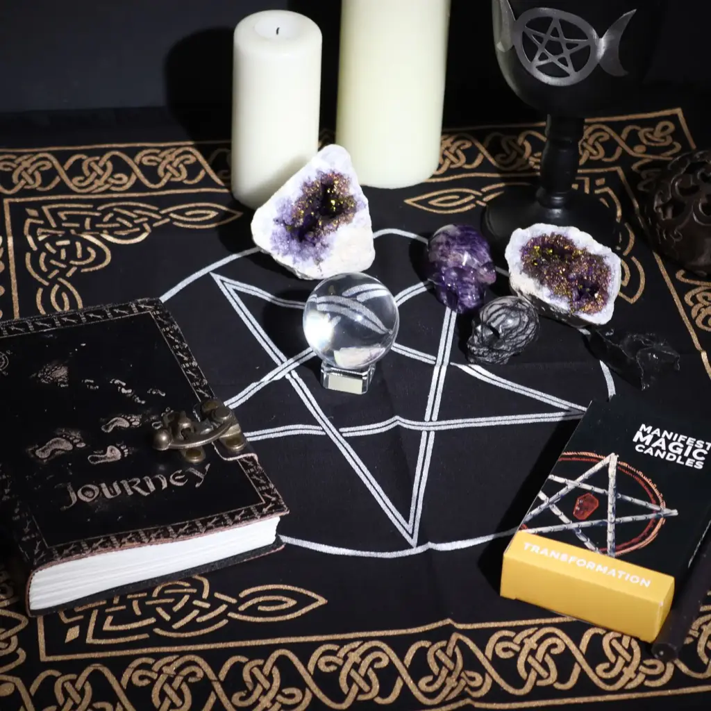 Esoteric Fringed Altar Cloth – Pentagon | www.artisangoods.co.uk 2 Esoteric Fringed Altar Cloth – Pentagon | www.artisangoods.co.uk 2