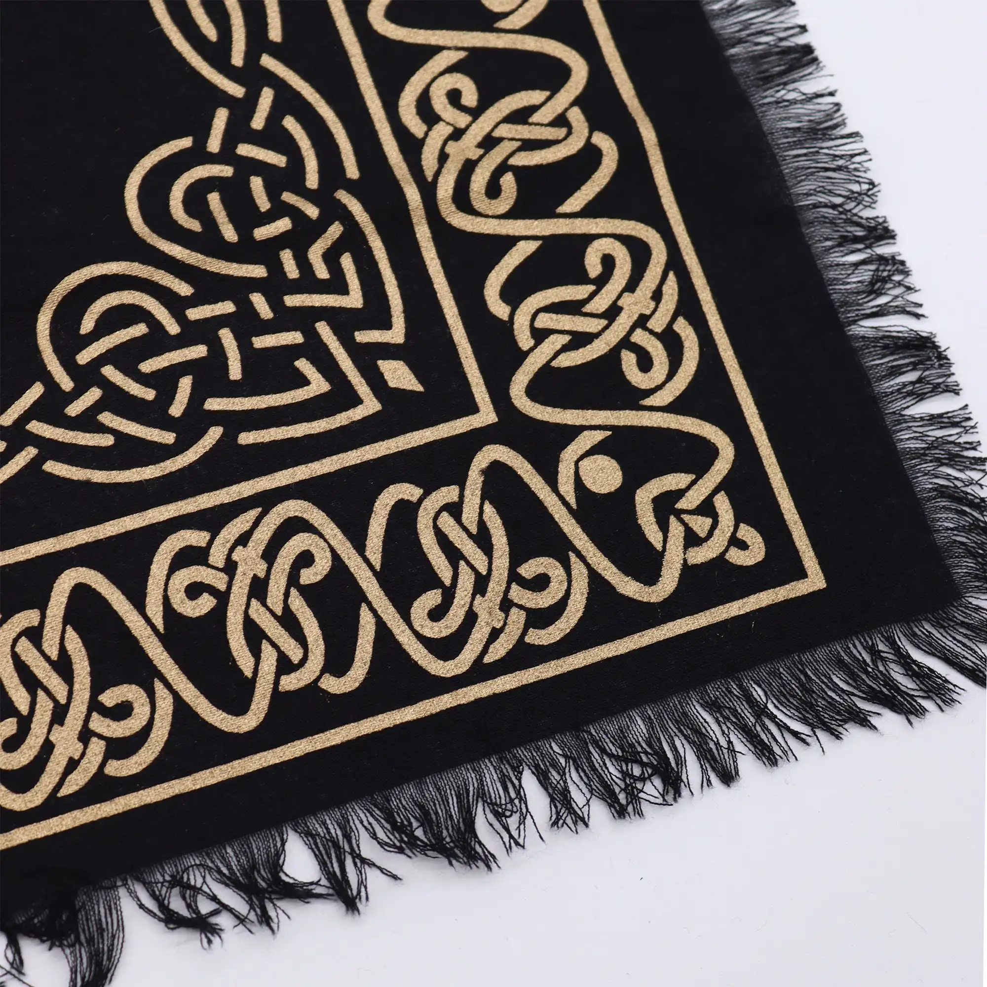 Esoteric Fringed Altar Cloth – Pentagon | www.artisangoods.co.uk 2 Esoteric Fringed Altar Cloth – Pentagon | www.artisangoods.co.uk 1