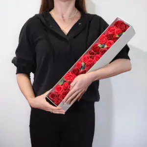Extra Long – Classic Red Roses | www.artisangoods.co.uk 5
