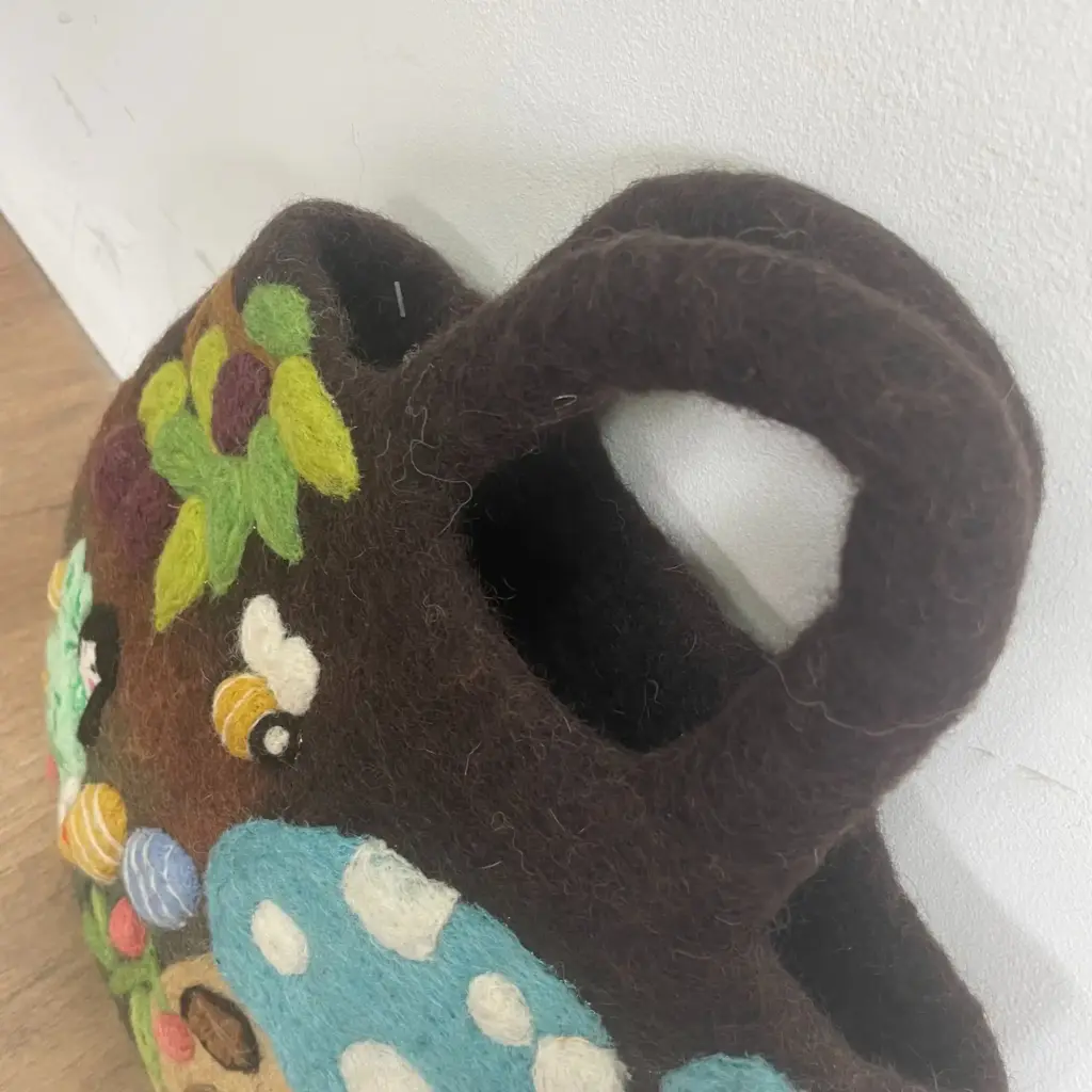 Fairy Garden Felted Bag | www.artisangoods.co.uk 4