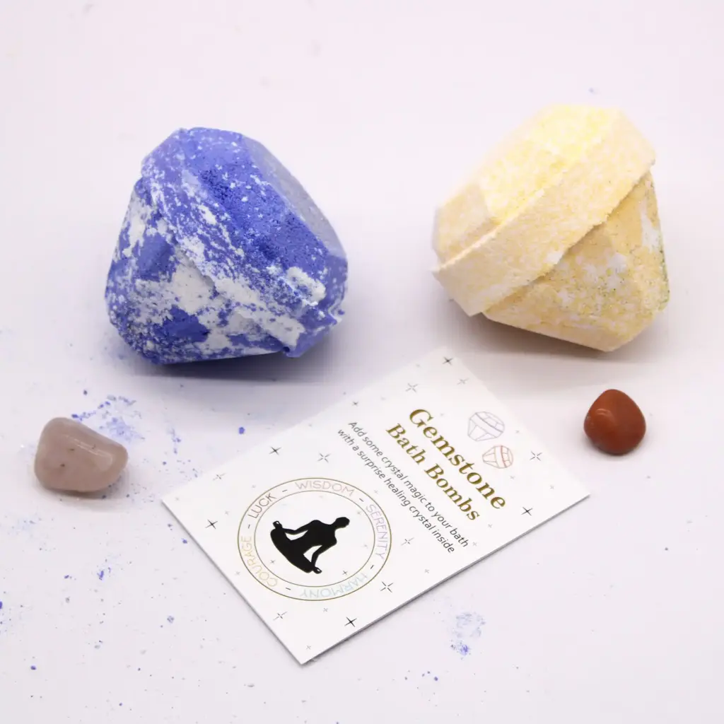 Gemstone Bath Bomb – Raspberry & Pomegranate | www.artisangoods.co.uk 4
