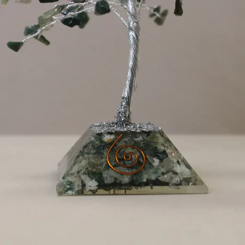 Gemstone Tree with Organite Base – 160 Stone – Moss Agate | www.artisangoods.co.uk 3 Gemstone Tree with Organite Base – 160 Stone – Moss Agate | www.artisangoods.co.uk 3
