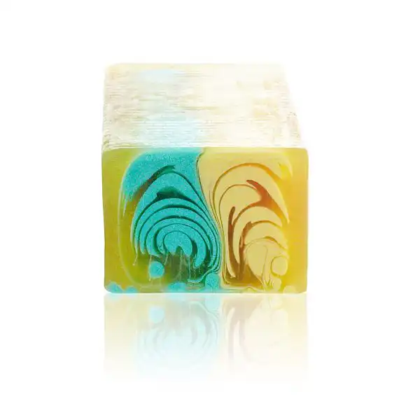 Handcrafted Soap Loaf 1.2kg – Melon | www.artisangoods.co.uk 4 Handcrafted Soap Loaf 1.2kg – Melon | www.artisangoods.co.uk 3