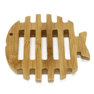 Hemu Wood Soap Dish – Fish | www.artisangoods.co.uk 3