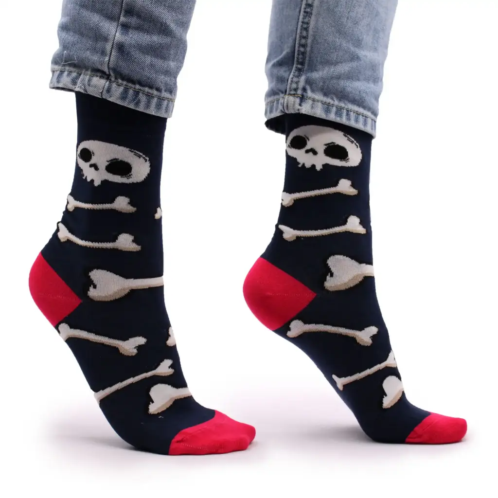 Hop Hare Bamboo Socks S/M – Skulls and Bones | www.artisangoods.co.uk 2