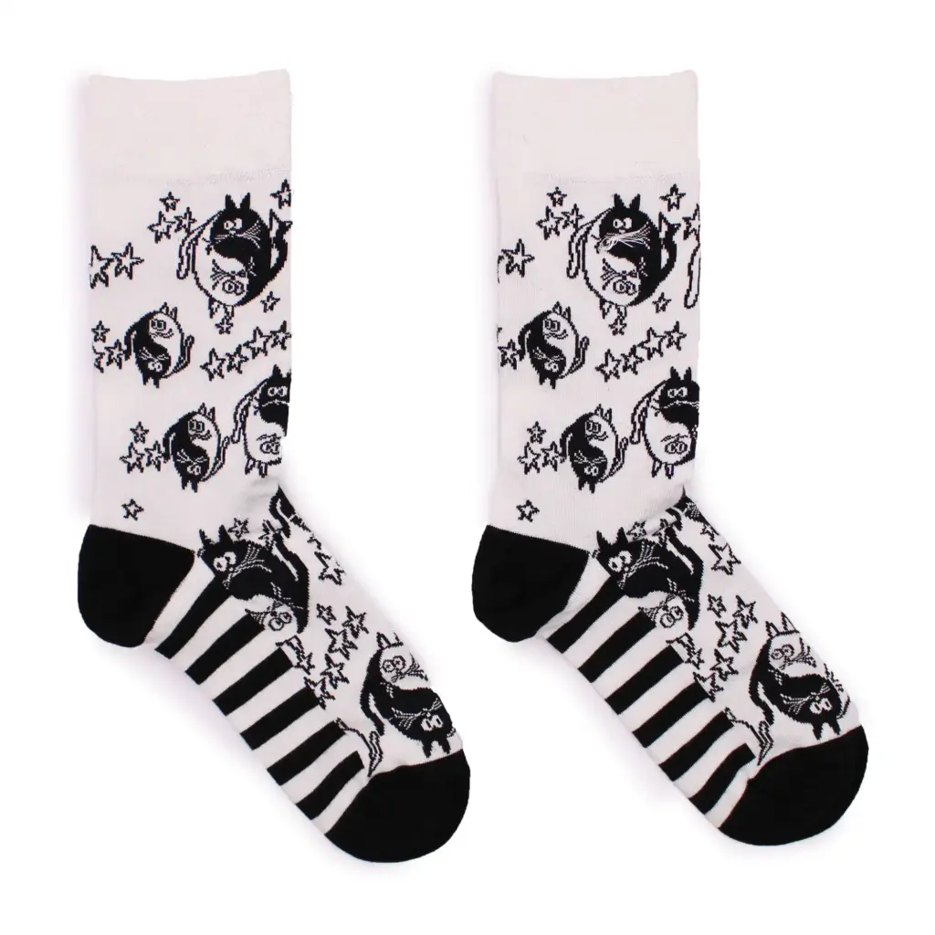 Hop Hare Bamboo Socks S/M – Ying Yang | www.artisangoods.co.uk 6