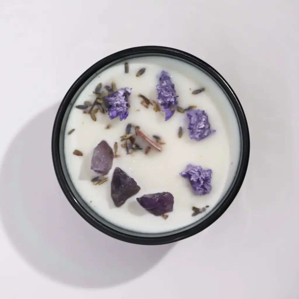 Hop Hare Crystal Magic Flower Candle – The Moon | www.artisangoods.co.uk 3 Hop Hare Crystal Magic Flower Candle – The Moon | www.artisangoods.co.uk 3