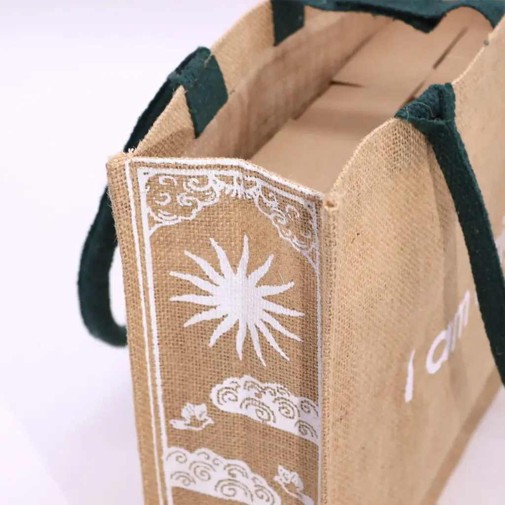 Hop Hare Jute Big Bag – I am Bright | www.artisangoods.co.uk 3 Hop Hare Jute Big Bag – I am Bright | www.artisangoods.co.uk 3
