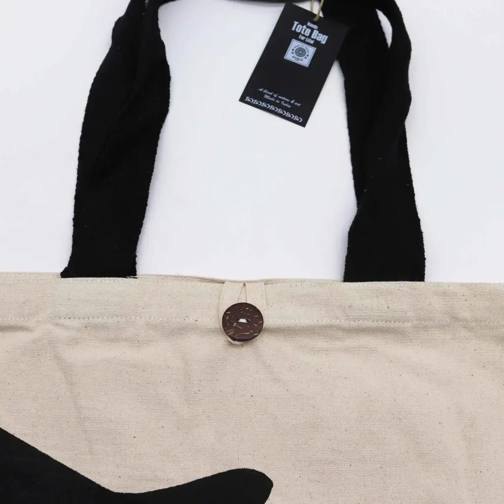 Iconic Classic Tote Bag – Black Cat – Natural 10oz | www.artisangoods.co.uk 4